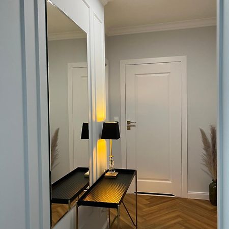 Bella Casa Luxury Apartament ラドム エクステリア 写真
