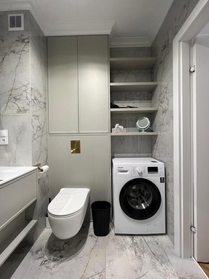 Bella Casa Luxury Apartament ラドム エクステリア 写真