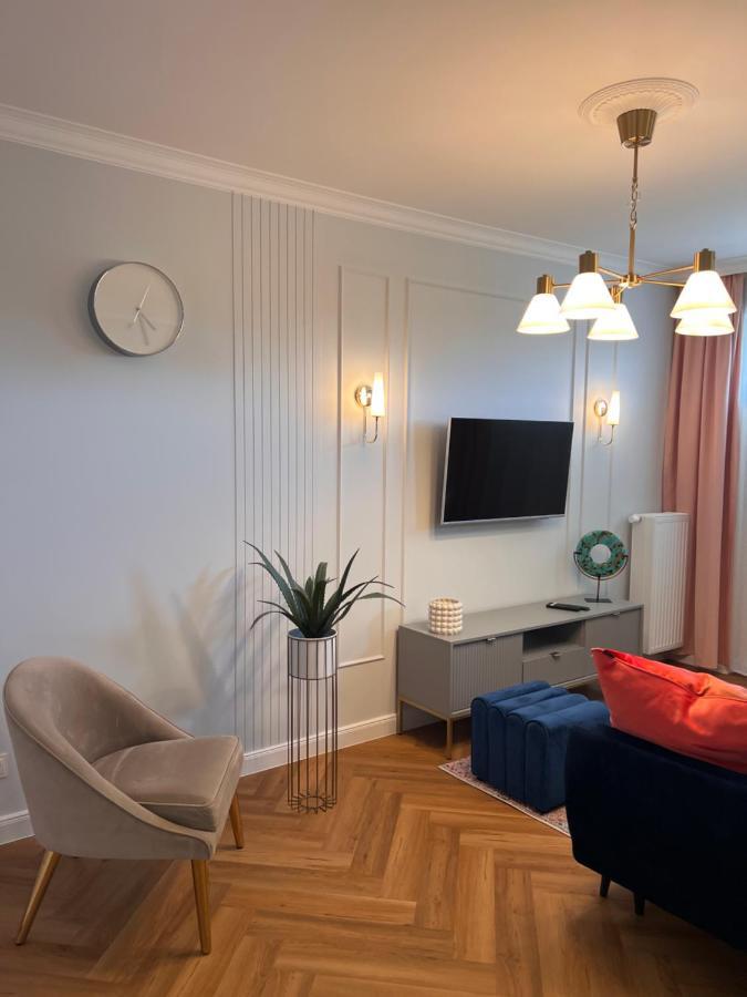 Bella Casa Luxury Apartament ラドム エクステリア 写真