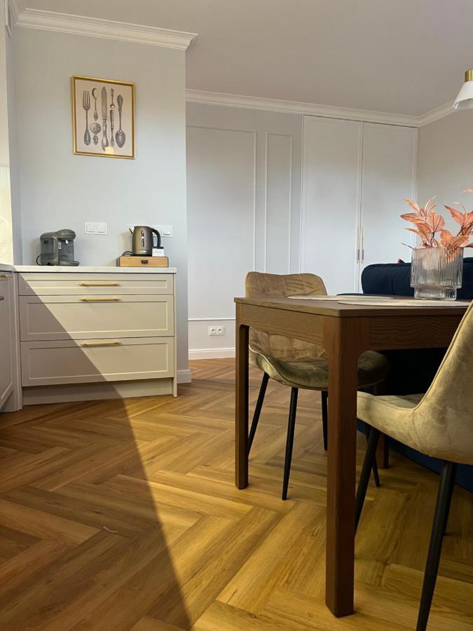 Bella Casa Luxury Apartament ラドム エクステリア 写真