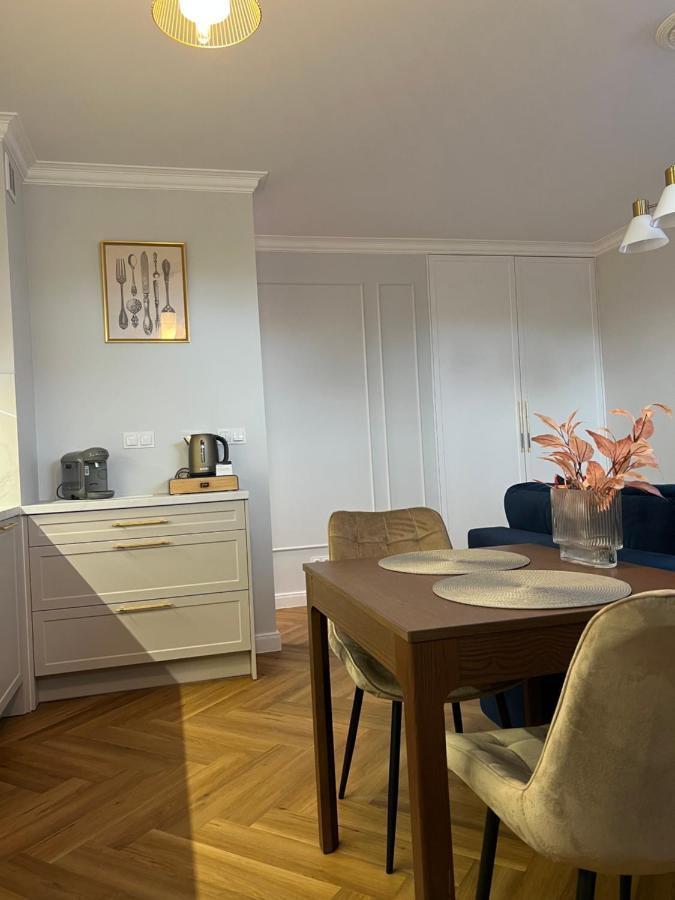 Bella Casa Luxury Apartament ラドム エクステリア 写真